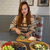 Schneidebrett mit Saftrille Buche einseitig, 30 x 20 x 1,5 cm Textgravur mit bis zu 60 Zeichen