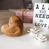 Deko-Herz Olivenholz 7 cm, Text mit bis zu 30 Zeichen GRATIS ab 55 Euro
