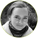 Corina Schubert, Produktdesignerin und Künstlerin – Pflanzentreppe und Glückskäfer exklusiv für NATUREHOME